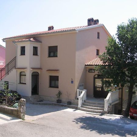 Apartament Apartman Valentić Jadranovo Zewnętrze zdjęcie