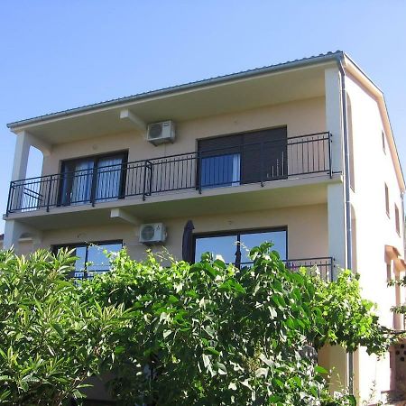 Apartament Apartman Valentić Jadranovo Zewnętrze zdjęcie